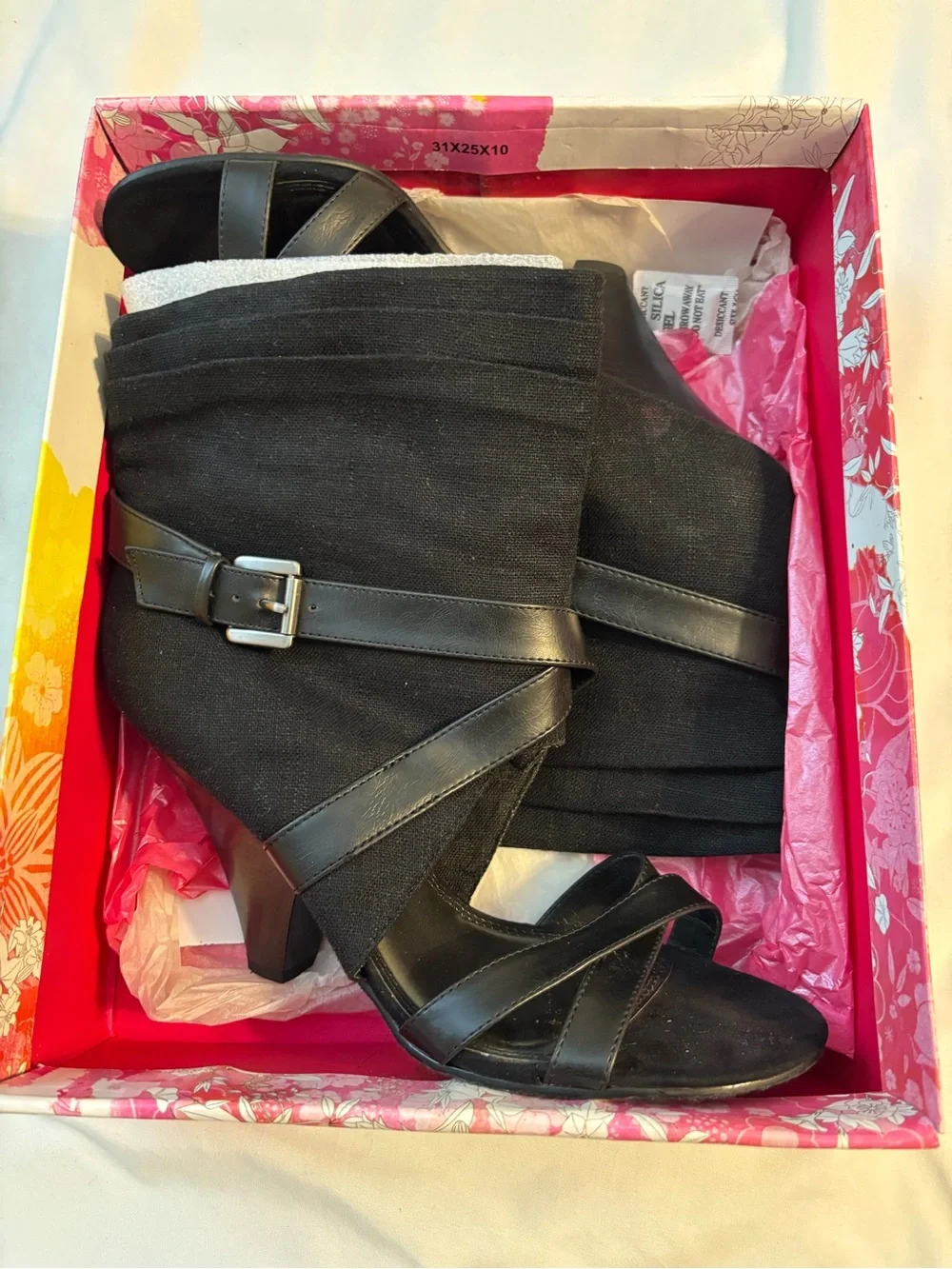 Chinese Laundry Black Wedge Sandals with Ankle Cover Size 9, *Lightly Worn*